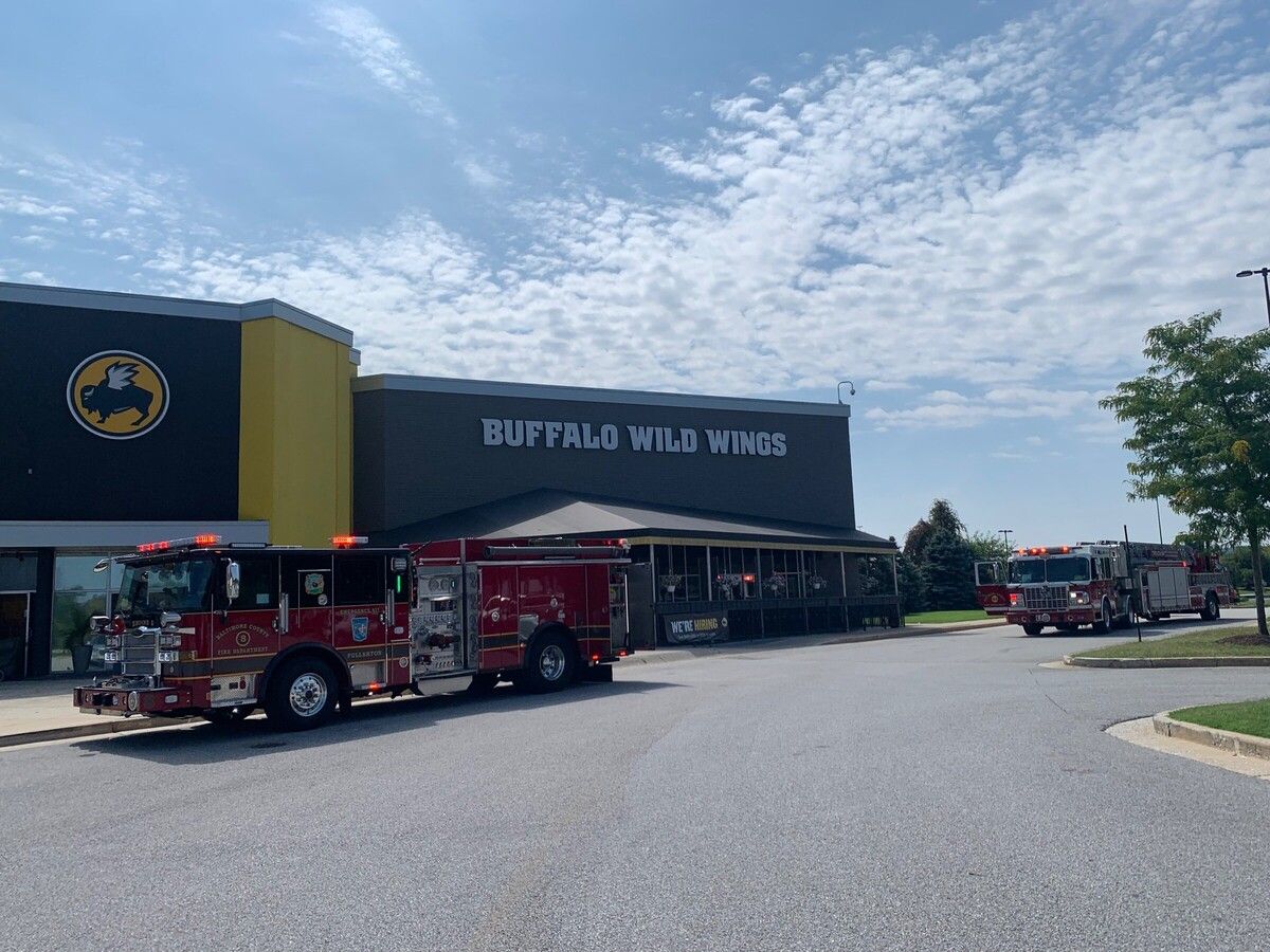 buffalo-wild-wings-catch-the-game-savor-the-flavor.jpg