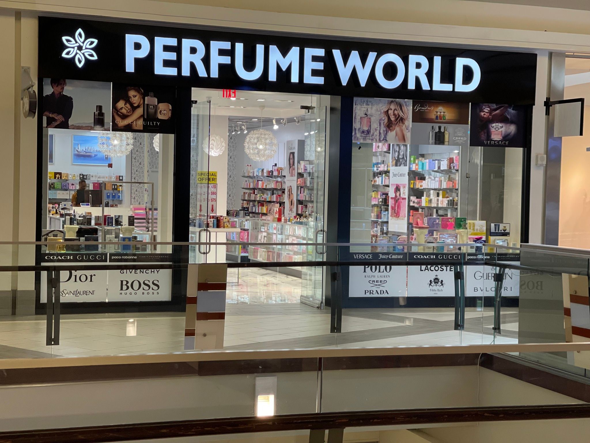 embark-on-an-olfactory-adventure-at-perfume-world.jpg
