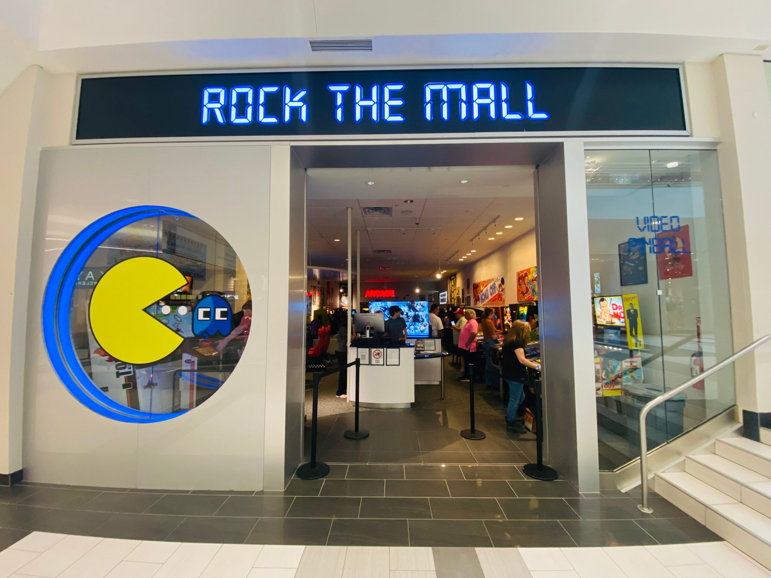 rock-the-mall-video-pinball-where-nostalgia-meets-high-tech-fun.jpeg