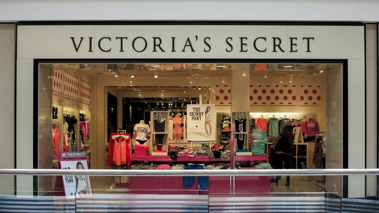 victorias-secret-and-pink-where-fashion-adventure-begins.jpeg